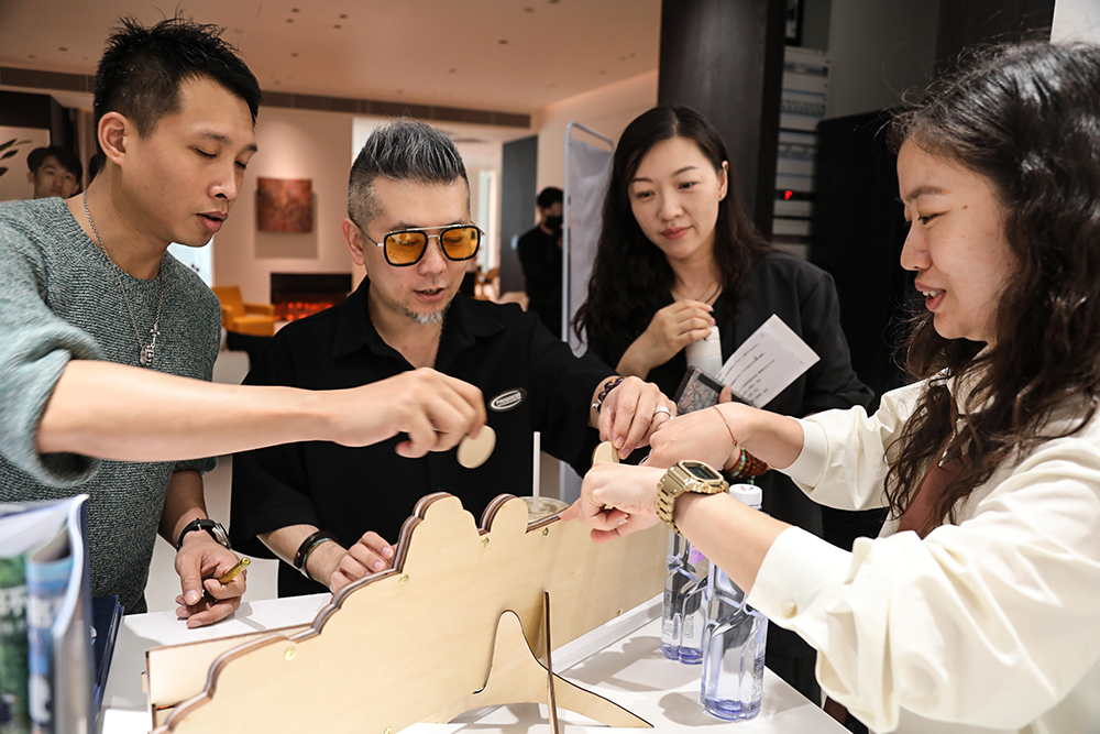 1748489990144686.png 4.png