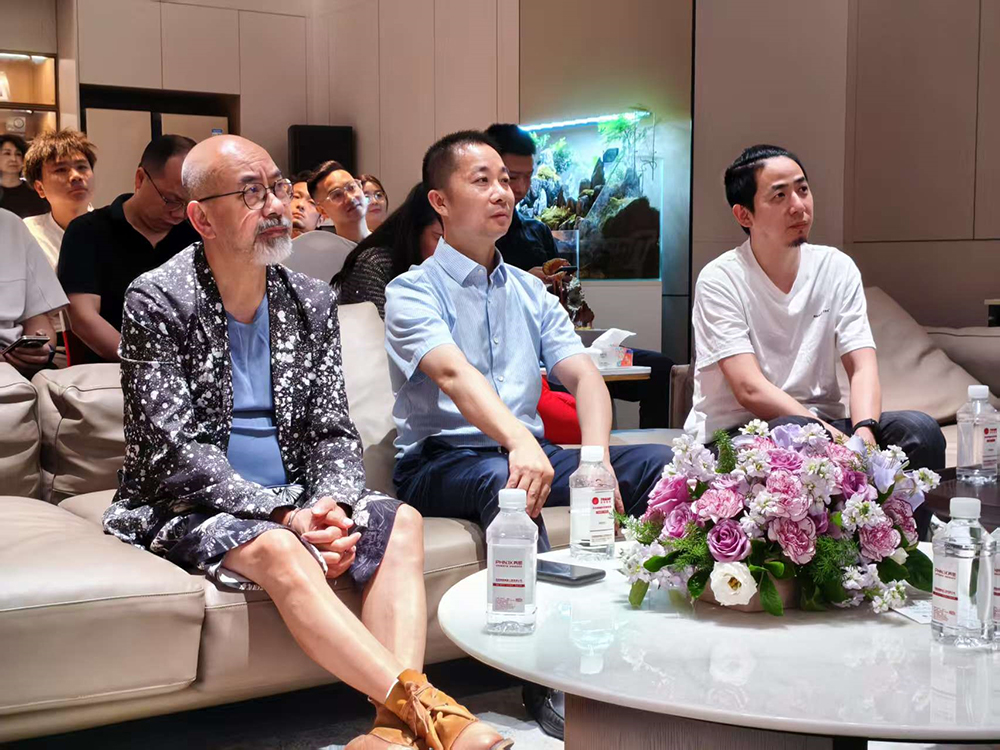 1748593037199016.jpg 11.jpg